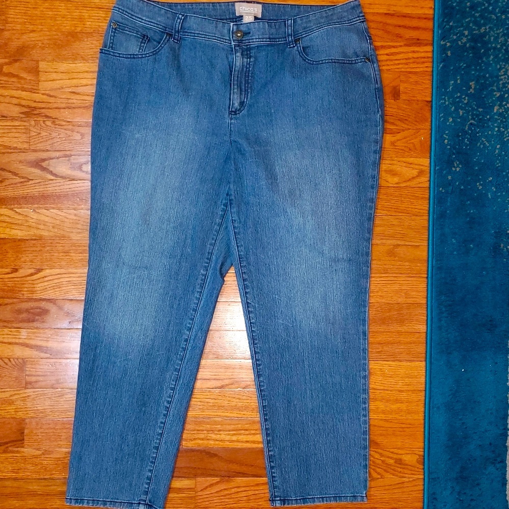SALE! Chico's Ladies Jeans - Picture 2 of 8